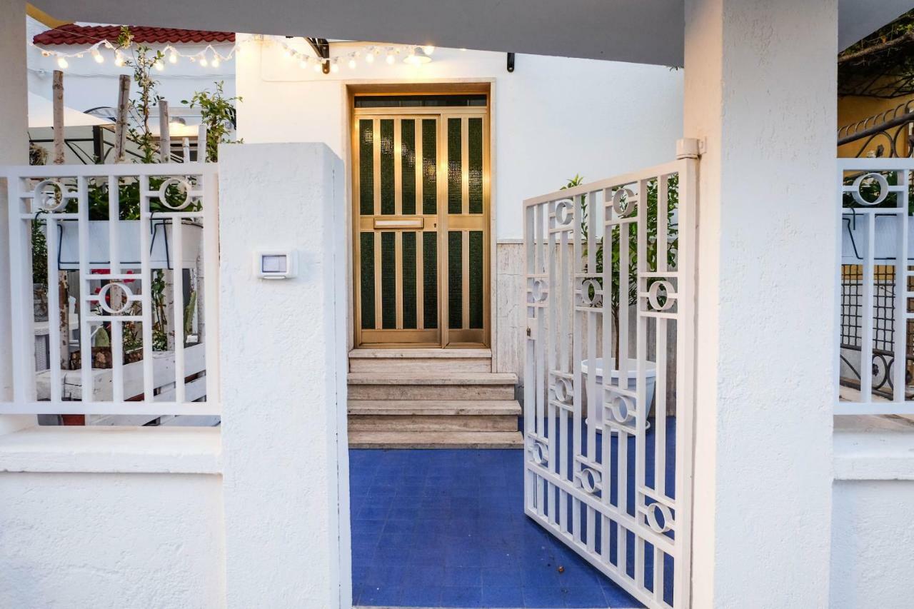 La Dimora Al Mare Villa Monopoli Exteriör bild
