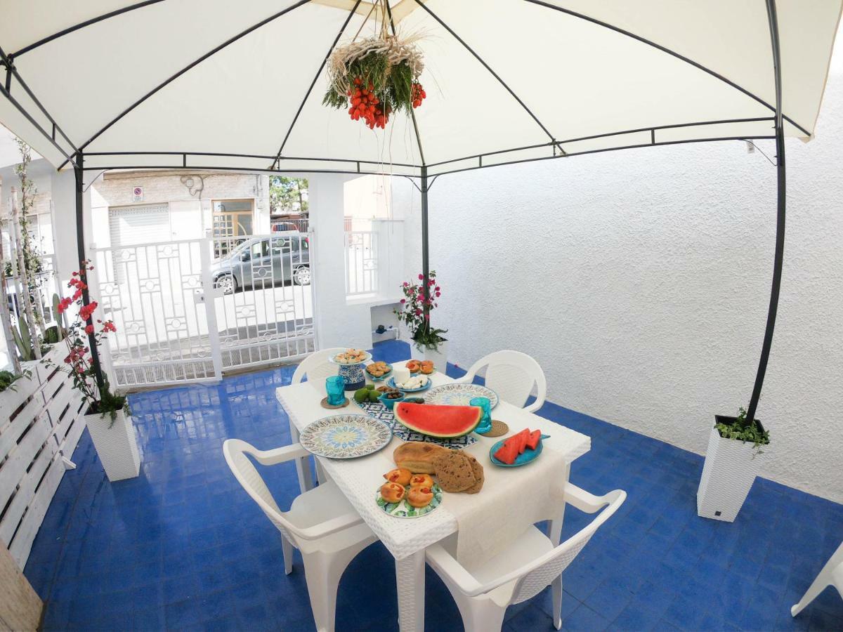 La Dimora Al Mare Villa Monopoli Exteriör bild